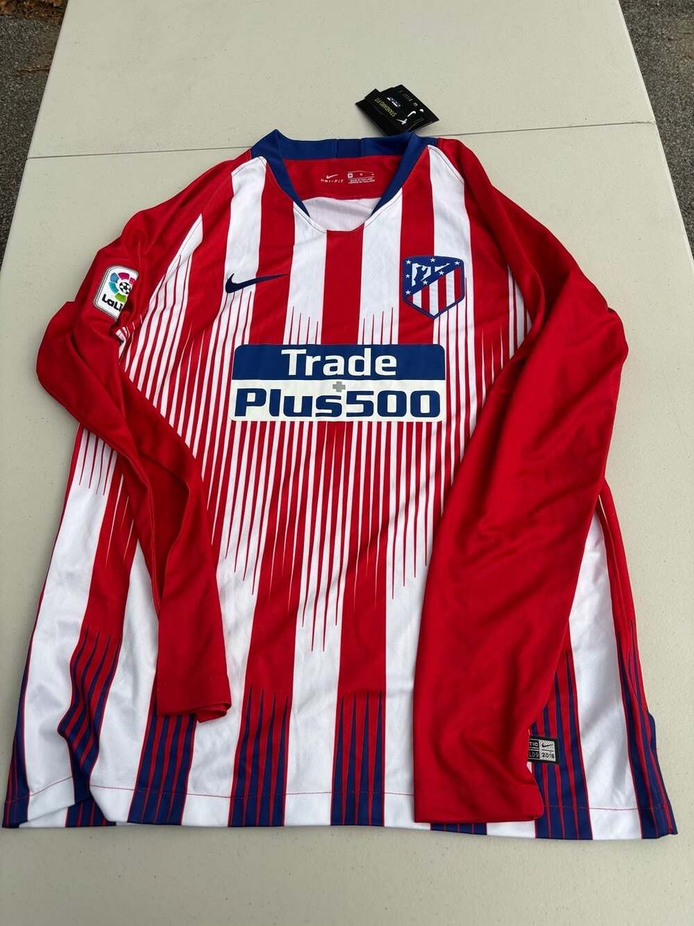 Nike Atletico Madrid Home Long Sleeve Jersey Medium Trade Plus 500 New With Tags
